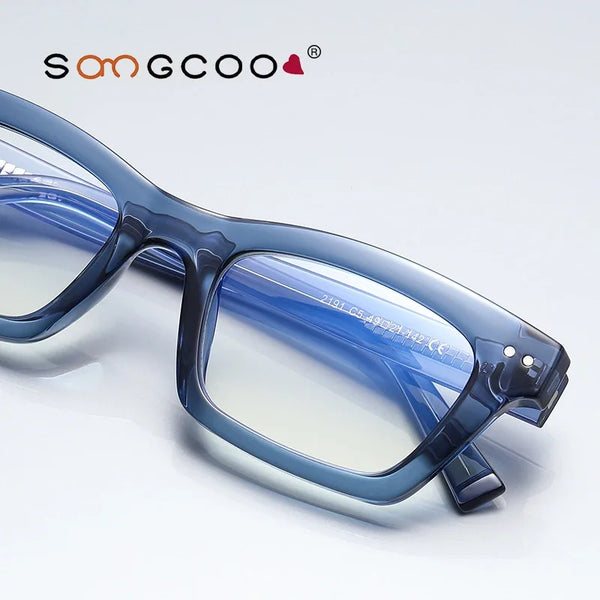 Full-rim eyeglass frames for men and women in stylish designs