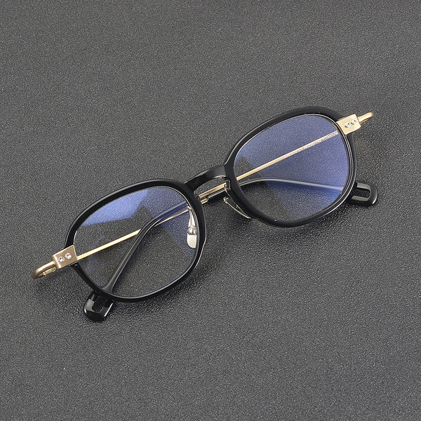 Marko Retro round titanium alloy eyeglass frame